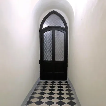 Alla Scala 1746 Vecchia * シエーナ